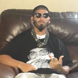 Meet your Posher, Luis